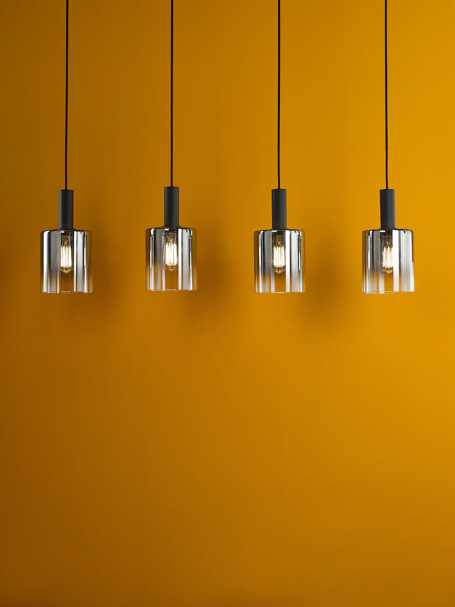 Dar Savannah 4 Light Bar Pendant Nero Opaco e Vetro Fumé