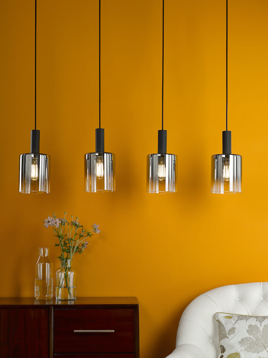 Dar Savannah 4 Light Bar Pendant Nero Opaco e Vetro Fumé