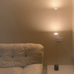 Mira Minimalista LED Insolito Lampade da Terra Metallo Lineare Snello