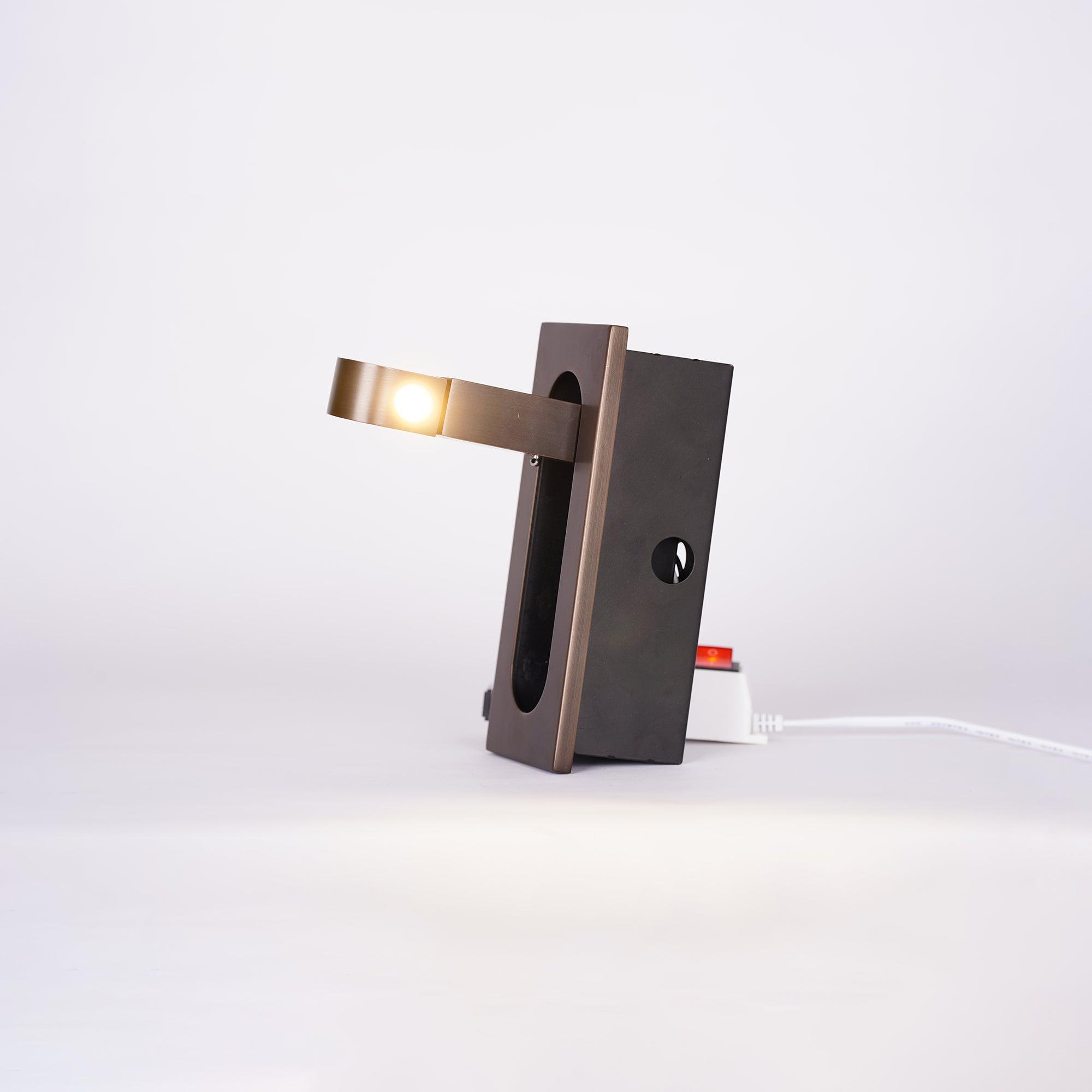 Lustra Applique LED Testa Regolabile Moderna