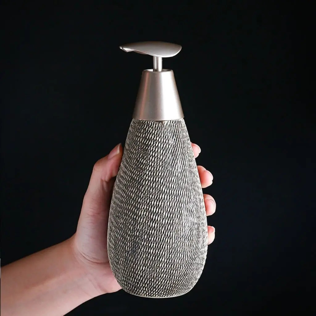 Dispenser per Lozione in Ceramica Kenji – Bottiglia per Sapone in Stile Giapponese Retro