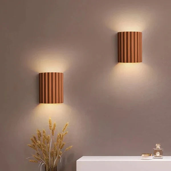 LuxaLicht - Moderne lampade da parete in resina per ambienti moderni