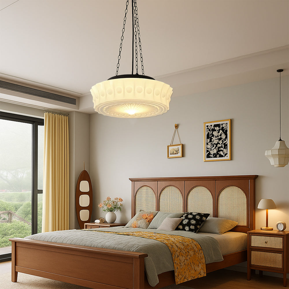 Lampada a Sospensione in Vetro Opalino Vintage