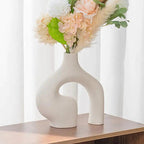 Vaso Architettonico Astratto Elara Haus – Ceramica Scultorea Cava