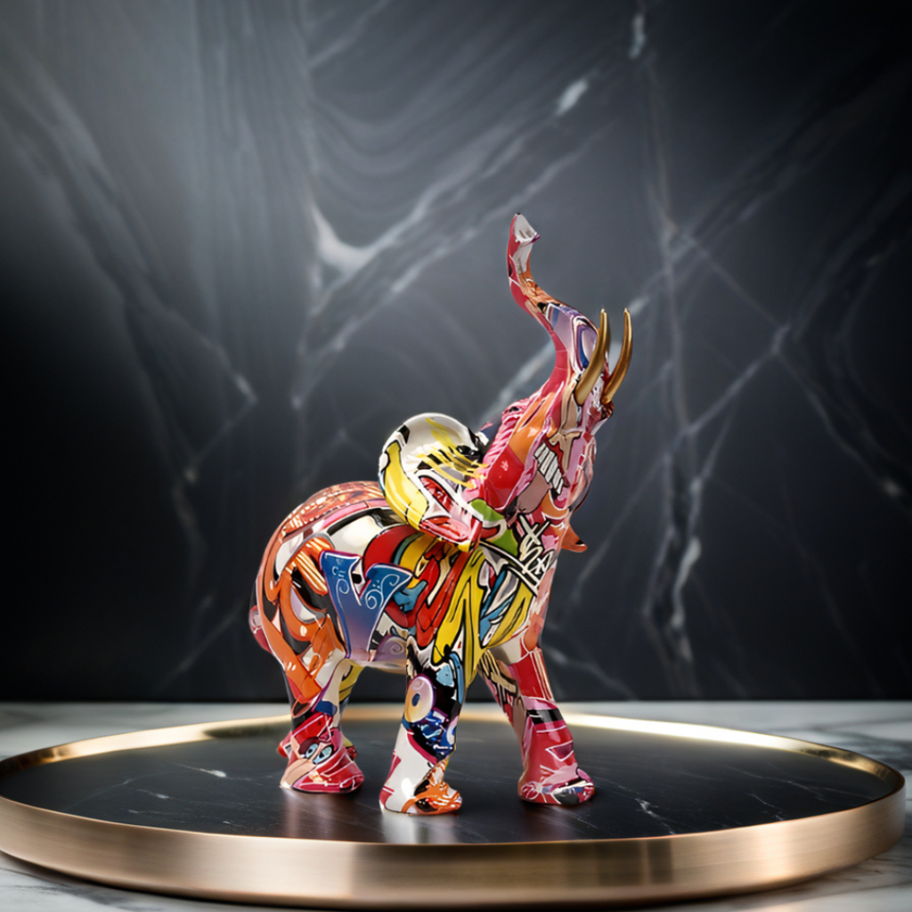 Elara Haus Figurina di Elefante Astratta in Graffiti con Accento in Zanna d'Oro