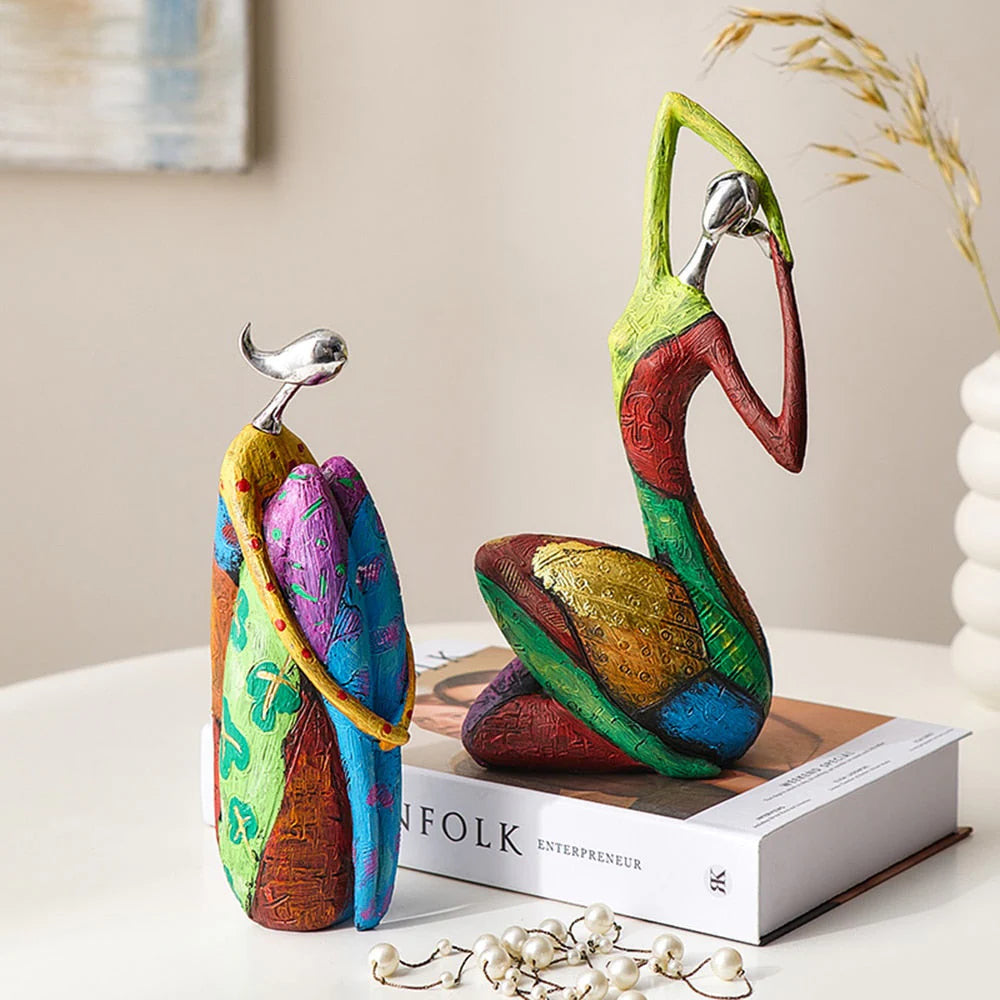 Elara Haus Figurina Astratta di Donna Yoga - Scultura Colorata in Arte Graffiti