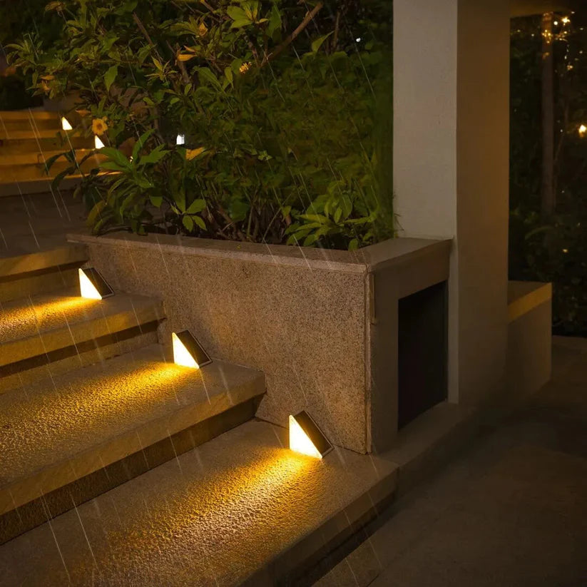 Lampada da Giardino Solare a Gradini in Lega Durabile Architettonica Elara Haus