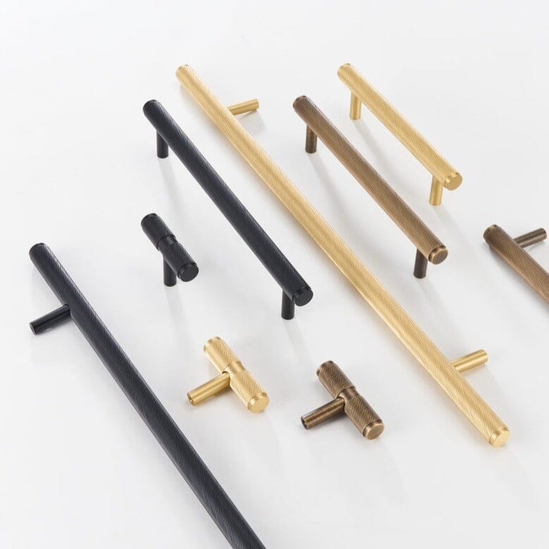 Elara Haus Maniglia per Cassetto Architettonica Minimalista in Ottone a Vortice
