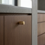 Elara Haus Maniglia per Cassetto Architettonica Minimalista in Ottone a Vortice