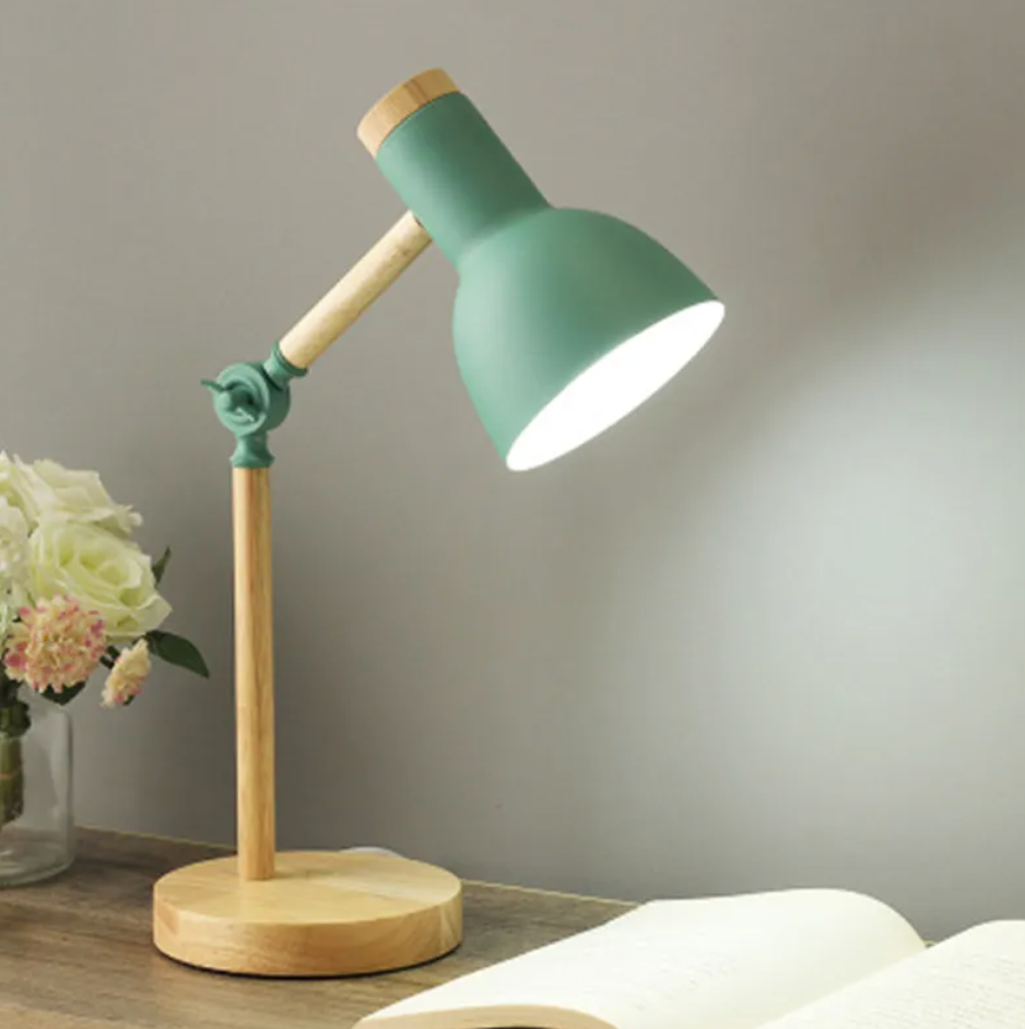 Lampada da Tavolo Articolata in Legno Elara Haus - Luce da Lettura Regolabile Moderna