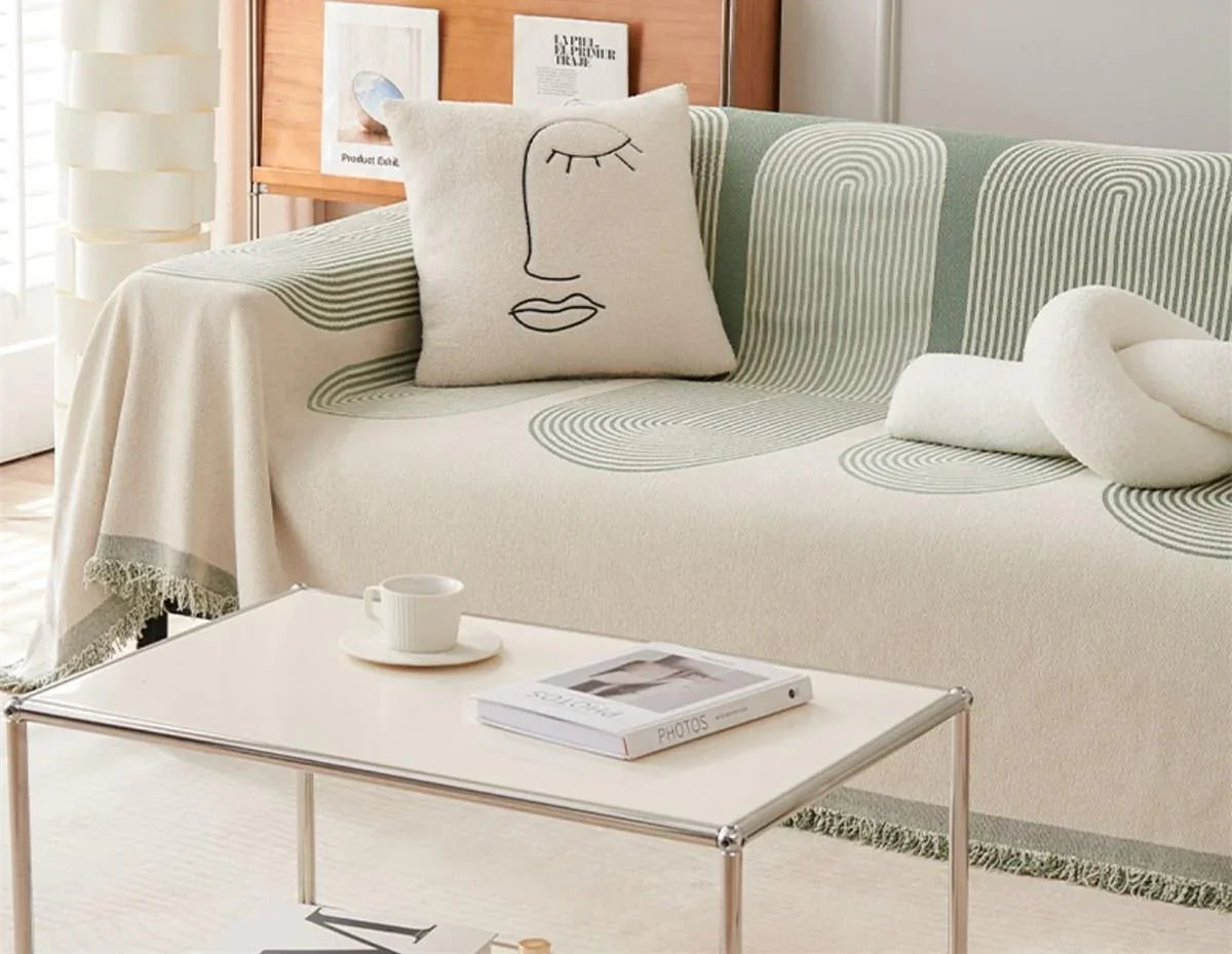 Elara Haus Chenille Throw - Verde Pistacchio