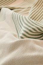 Elara Haus Chenille Throw - Verde Pistacchio