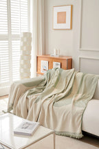 Elara Haus Chenille Throw - Verde Pistacchio