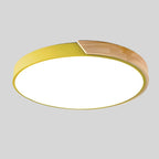 Lampada da soffitto circolare Elara con accenti in legno