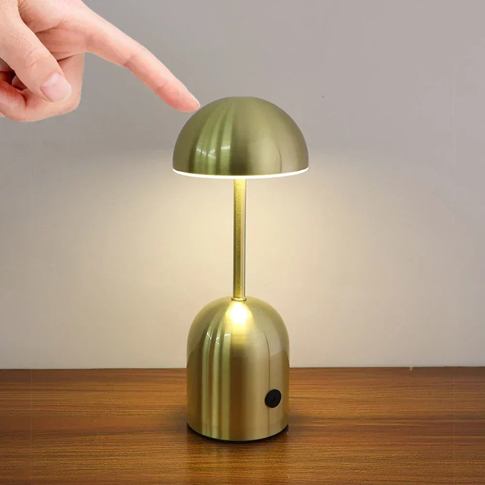 Lampada da Tavolo Curva Elegante Elara Haus - Senza Fili e Dimmerabile