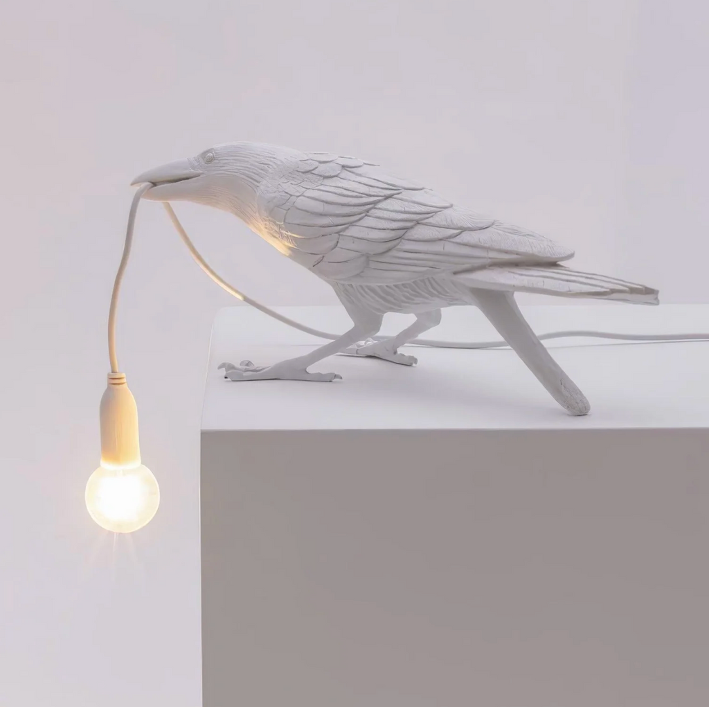 Elara Haus Lampada da Tavolo con Scultura di Corvo di Alta Qualità - Design Artistico Novità