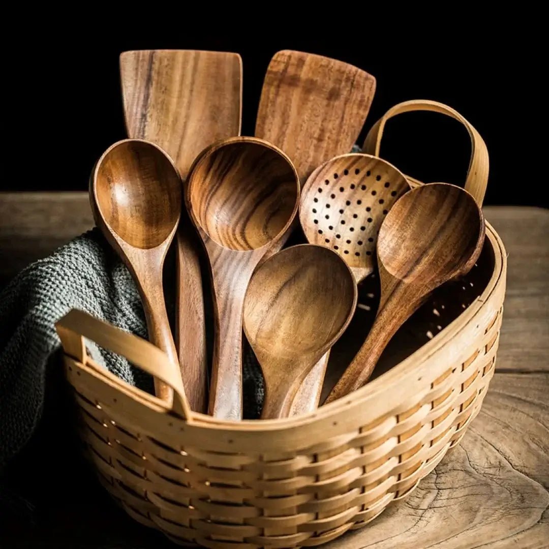 Set di Utensili da Cucina Elara Haus - Strumenti da Cucina Eco-Friendly in Teak Fatti a Mano