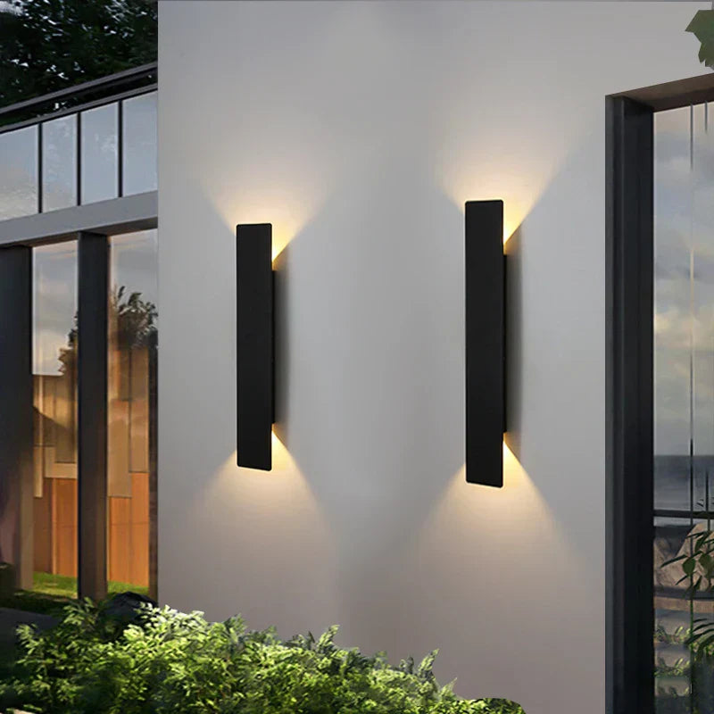 Elara Haus Totem Facciata Lineare – LED Architettonico Impermeabile Opaco