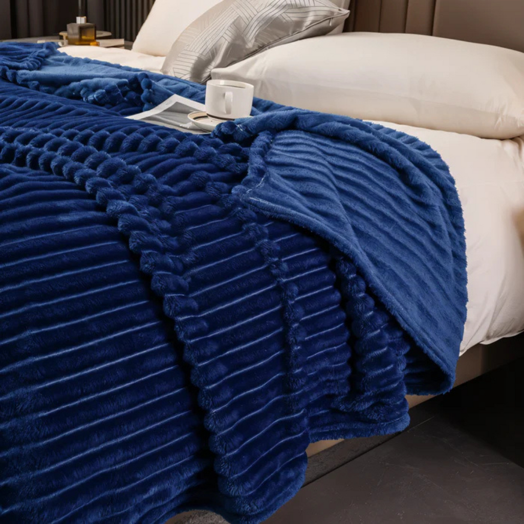 Elara Haus Coperta in Pile Striata di Lusso