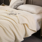 Elara Haus Coperta in Pile Striata di Lusso
