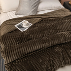 Elara Haus Coperta in Pile Striata di Lusso