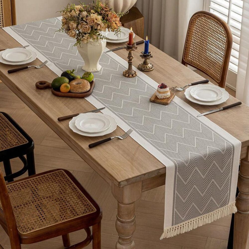 Elara Haus Modern Arid Loom – Runner da tavolo tessuto a rilievo lineare minimalista