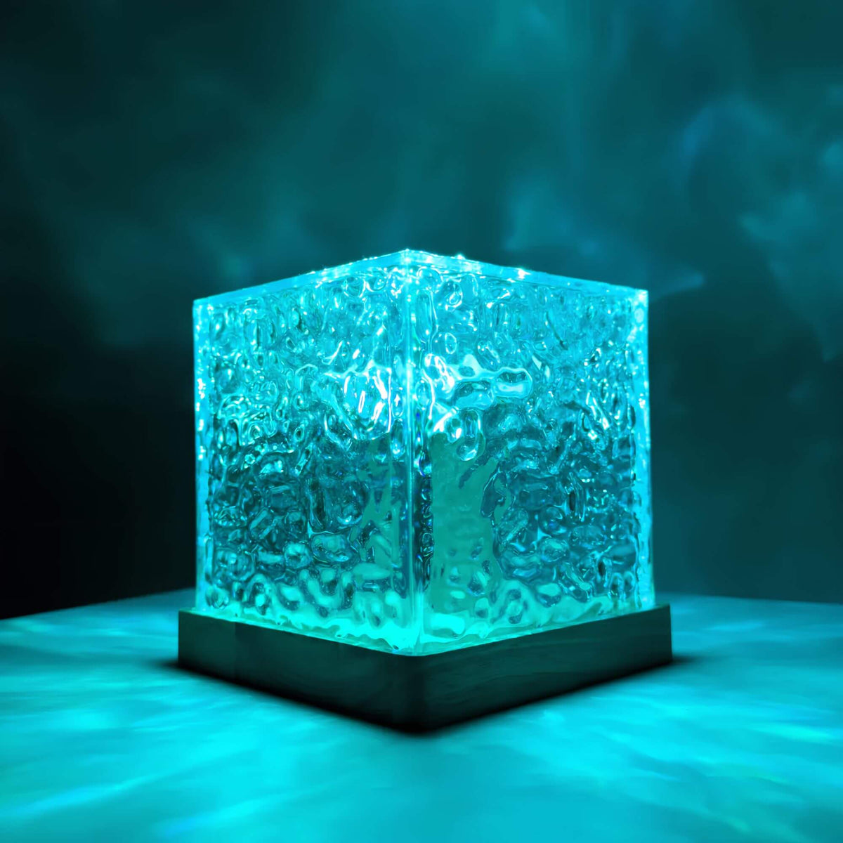 Elara Haus Modern Arid Ripple – Cubo Minimalista in Vetro-Relief Luce del Nord