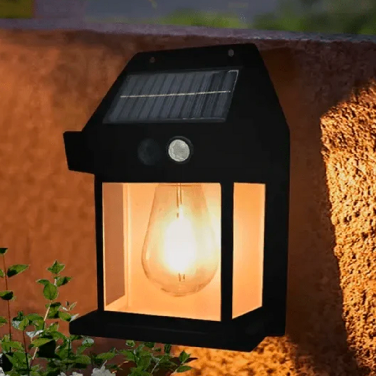 Elara Haus Applique da Esterno Solare Industriale Moderno con Sensore