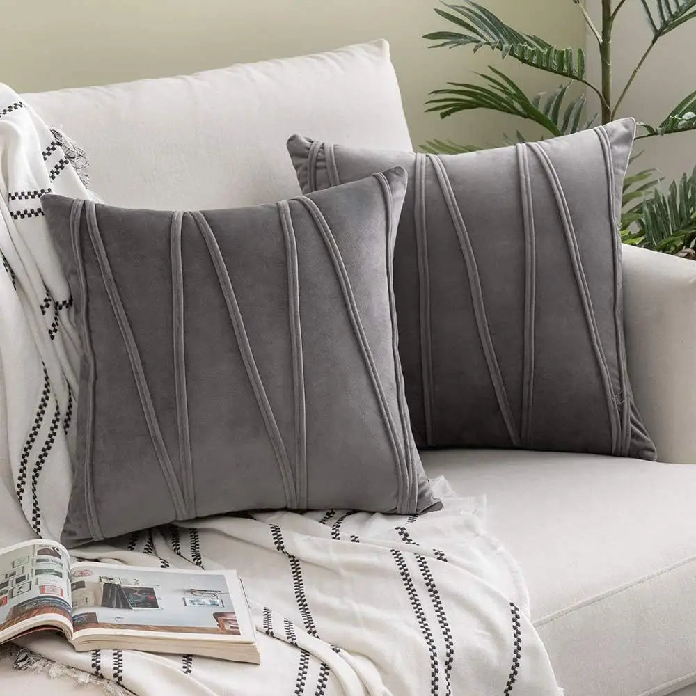 Elara Haus Copertura Decorativa con Linea Ondulata Geometrica Ispirata al Design Scandi Moderno