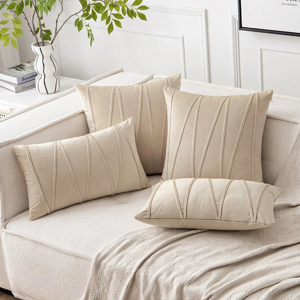 Elara Haus Copertura Decorativa con Linea Ondulata Geometrica Ispirata al Design Scandi Moderno