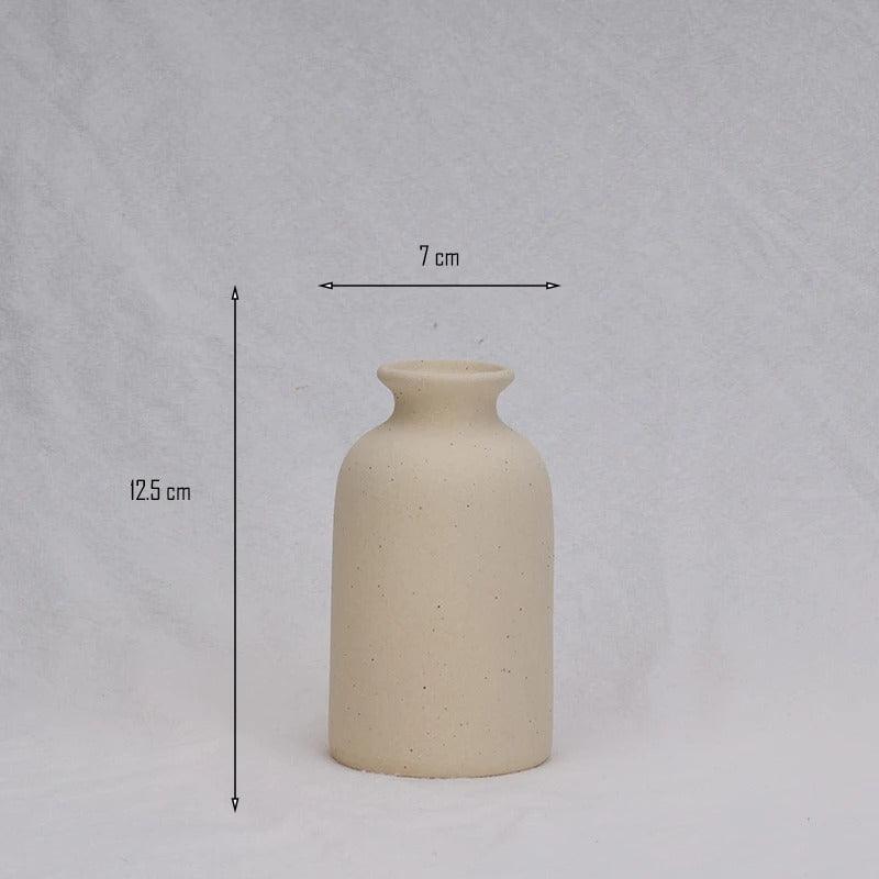 Vaso in Argilla Moderno a Forma Conica Elara Haus – Ceramica Maculata