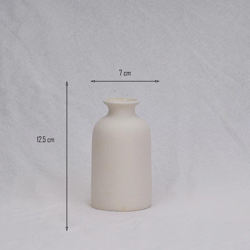 Vaso in Argilla Moderno a Forma Conica Elara Haus – Ceramica Maculata
