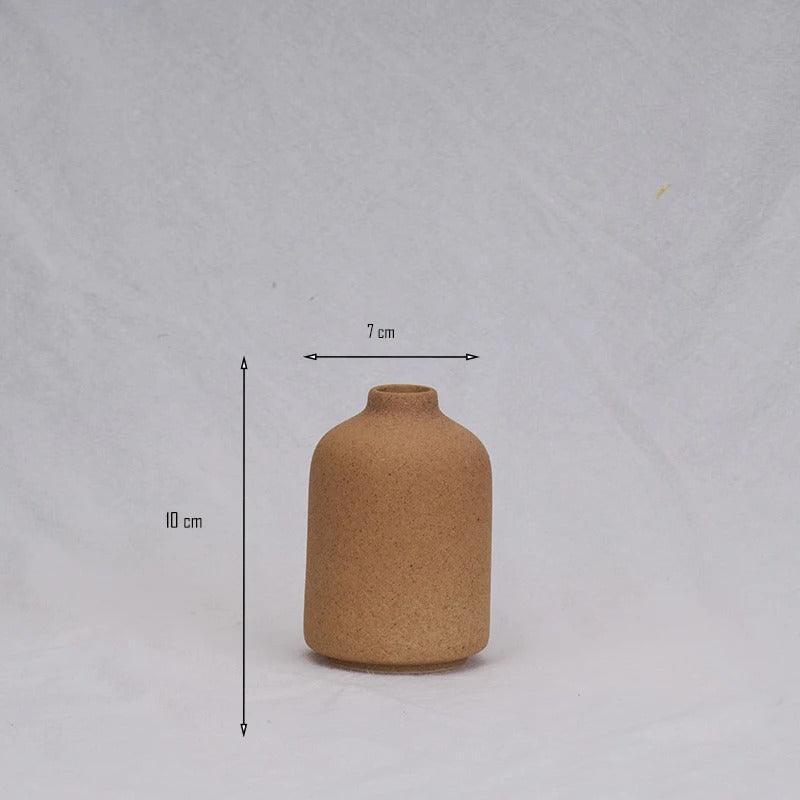 Vaso in Argilla Moderno a Forma Conica Elara Haus – Ceramica Maculata