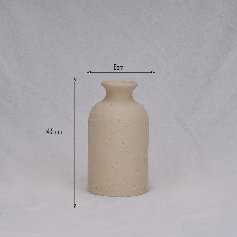 Vaso in Argilla Moderno a Forma Conica Elara Haus – Ceramica Maculata