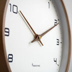 Orologio da Parete Moderno Elara - Design Minimalista Scandinavo in Legno Massello