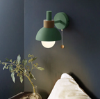 Applique a Muro Elara Haus Nordic Dome con Accento in Legno e Catena di Trazione