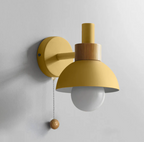 Applique a Muro Elara Haus Nordic Dome con Accento in Legno e Catena di Trazione