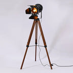 Elara Haus Retro Industriale Studio Spotlight
