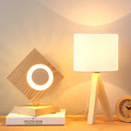Lampada da Tavolo in Legno Scandi Elara Haus - Fissaggio Ambientale Caldo per la Camera da Letto