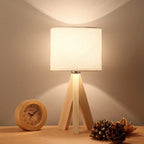 Lampada da Tavolo in Legno Scandi Elara Haus - Fissaggio Ambientale Caldo per la Camera da Letto