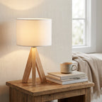 Lampada da Tavolo in Legno Scandi Elara Haus - Fissaggio Ambientale Caldo per la Camera da Letto