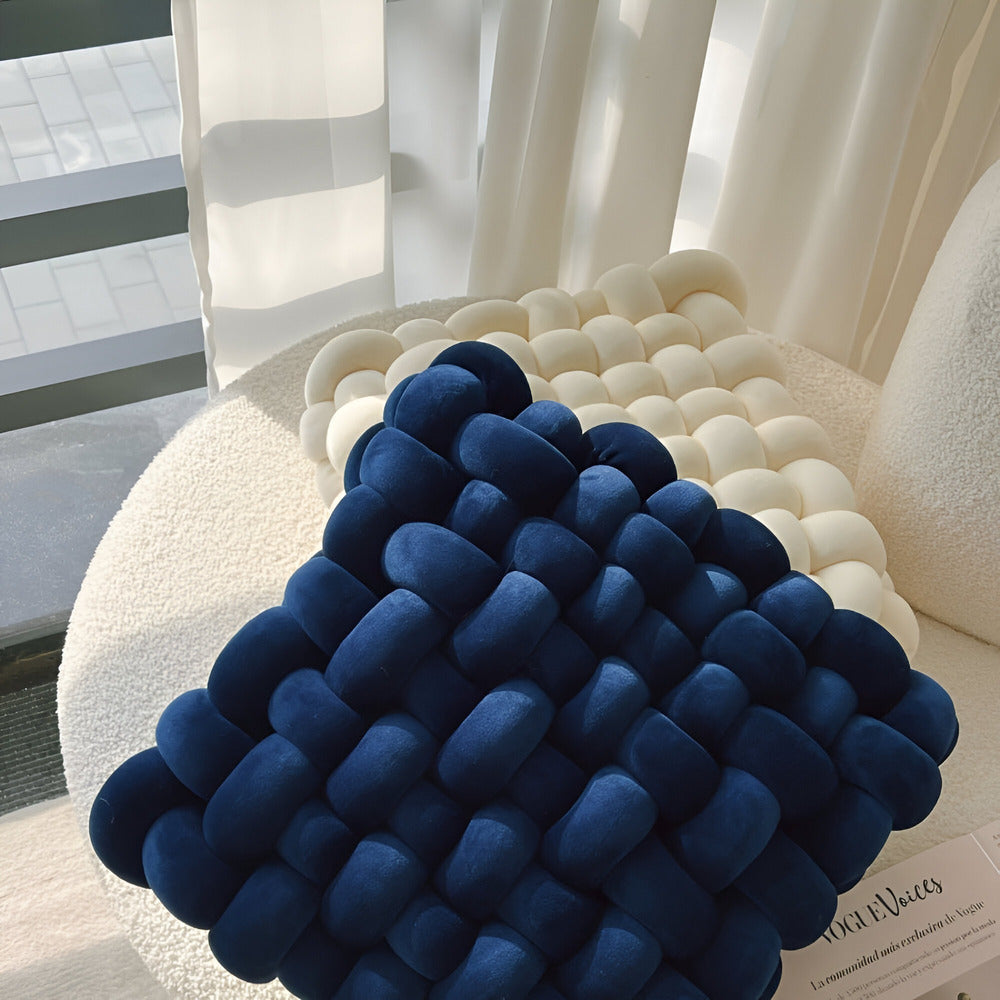 Cuscino Intrecciato Oversized Scultoreo Elara Haus