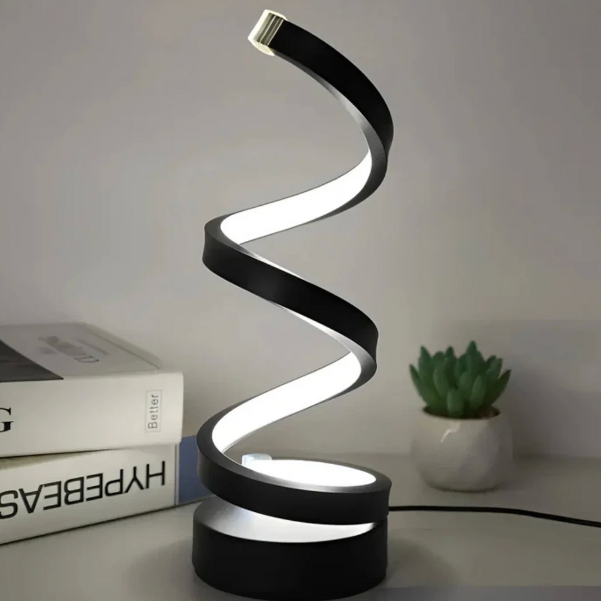 Lampada da Tavolo LED Scultorea a Spirale Elara Haus