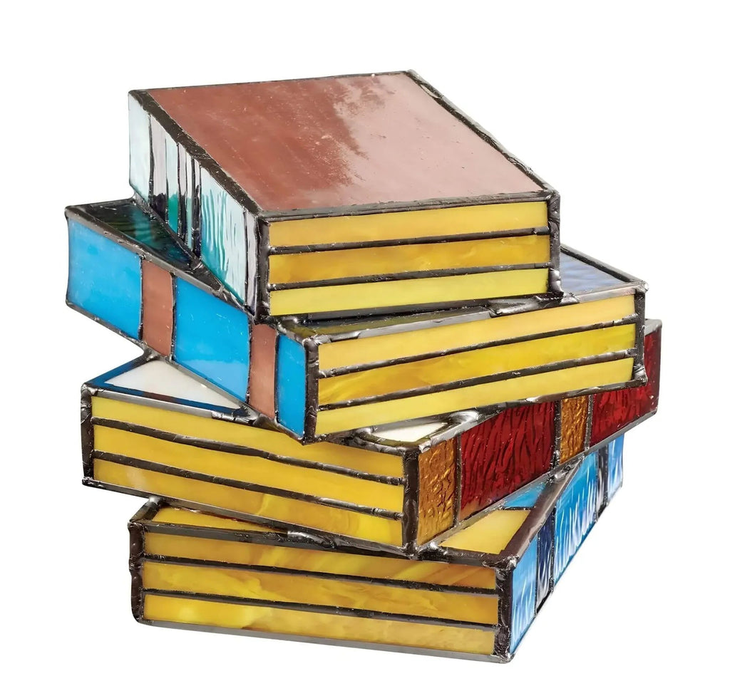 Lampada da Tavolo Elara Haus in Vetro Colorato con Libri Impilati