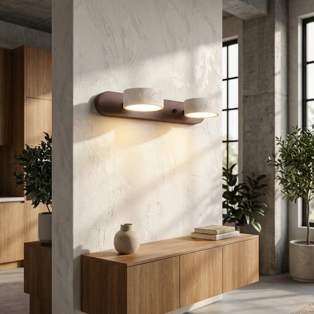 Elara Haus Applique in Travertino Doppio – Luce da Parete in Pietra Calcarea Pitting e Noce