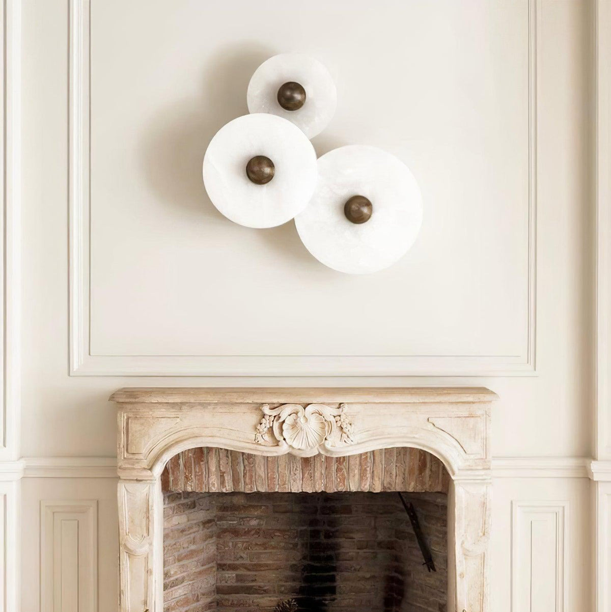 Elara Haus Applique da Parete - Applique in Design Alabastro con Finitura in Ottone