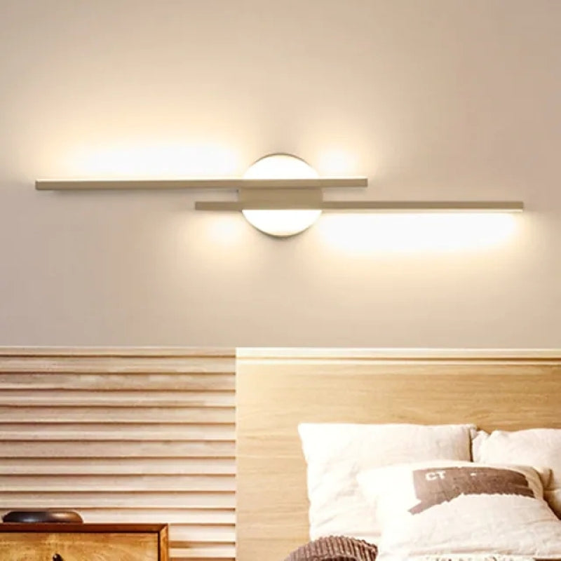 Applique da Parete Elara Haus - Lampada da Parete Metallica Regolabile