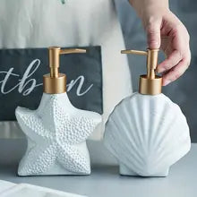 Elara Haus Nautical Ceramic Soap Pump – Edizione Bianco Rilievo