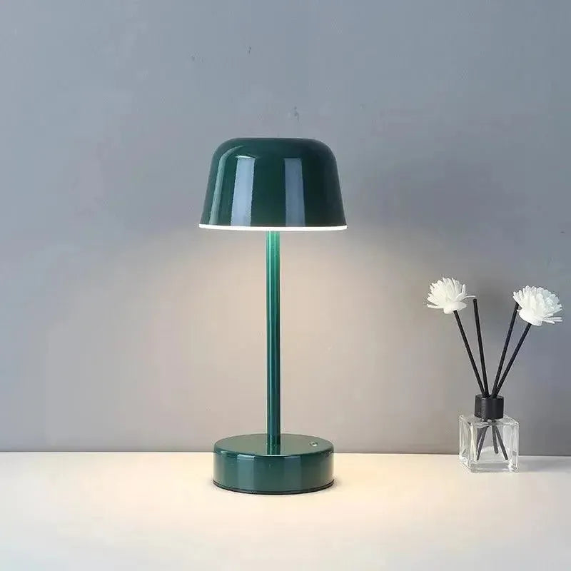 Eleganza Nordic Light - Lampada da Tavolo Ricaricabile
