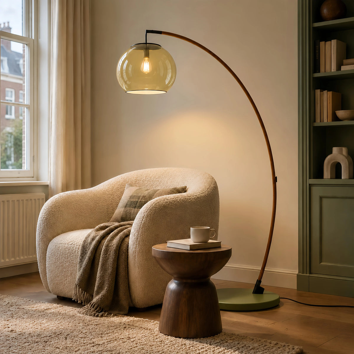 Lampada da Terra in Vetro Moderna – Illuminazione Elegante con Paralume in Vetro